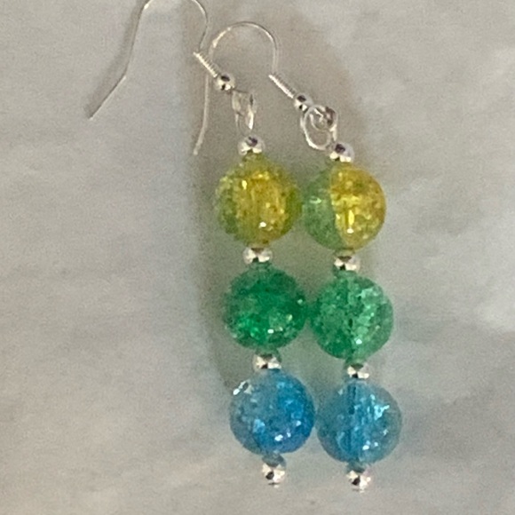 Vintage crackle glass beads and silver spacers crafted into sparkling earrings❣️ - Picture 1 of 2